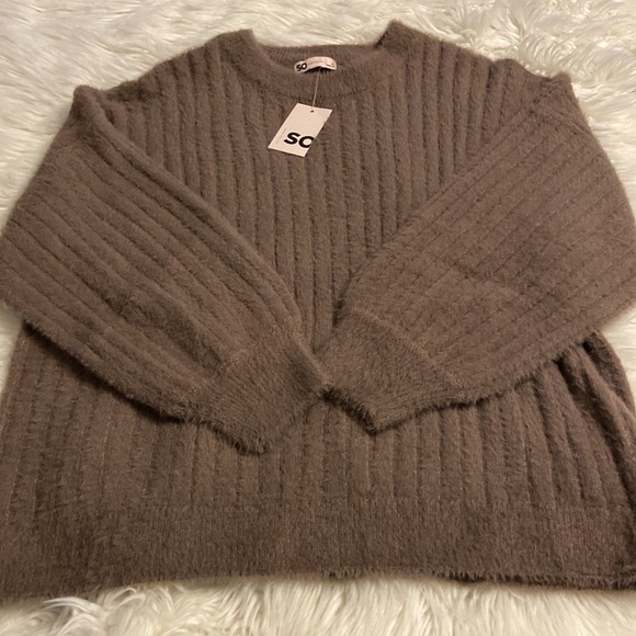 SO Women’s Sweater size XL brand new with tag so soft length 25” bust 44” - Picture 9 of 12